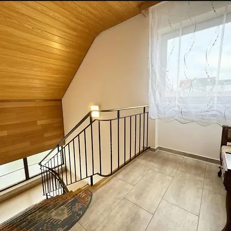 Yolki Haus Moderne Apartments, Nahe Woelfersheimer Wölfersheim