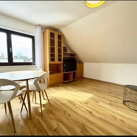 Yolki Haus Moderne Apartments, Nahe Woelfersheimer Apartamento Wölfersheim