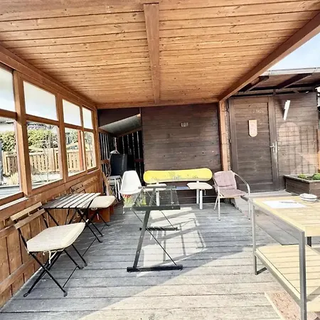 Yolki Haus Moderne Apartments, Nahe Woelfersheimer Wölfersheim