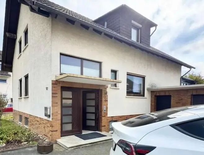 Yolki Haus Moderne Apartments, Nahe Woelfersheimer *