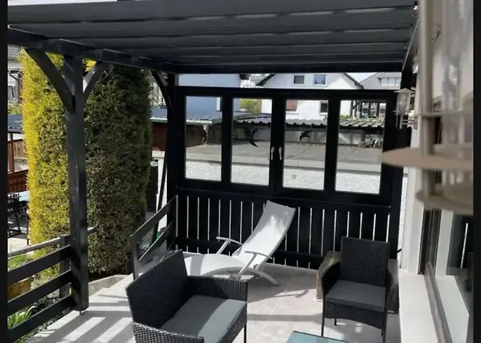 Yolki Haus Moderne Apartments, Nahe Woelfersheimer